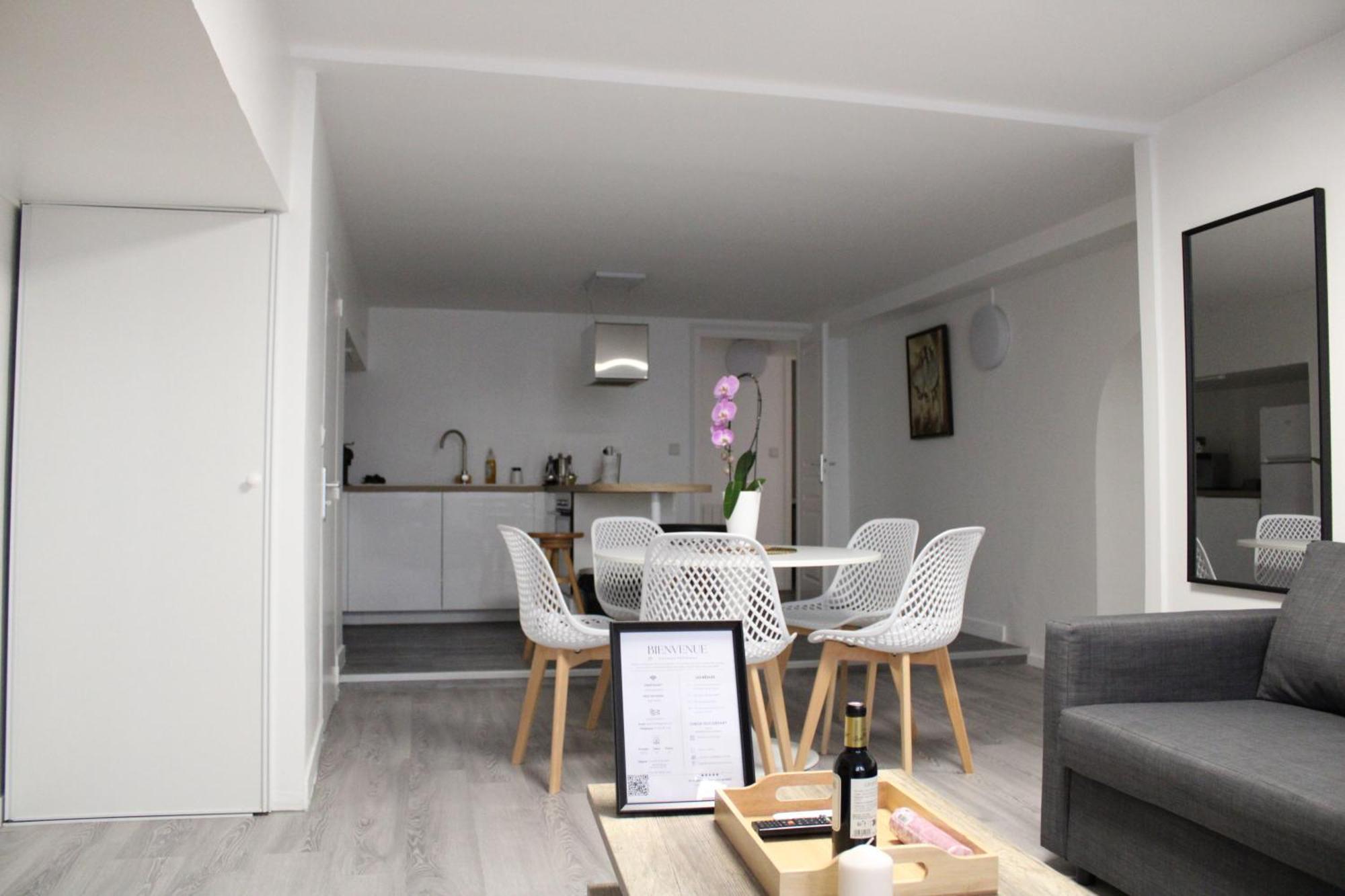 Bel Appartement Renove - Place Du Palais Avec Parking Bordeaux Kültér fotó